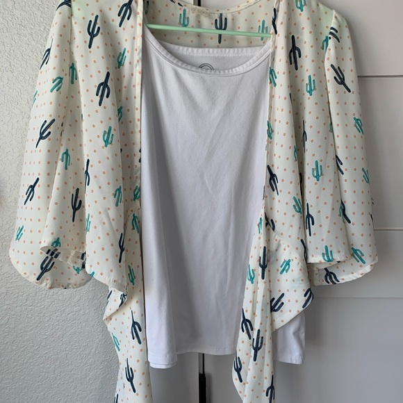 Cactus cover up with white tank set! - Picture 1 of 3